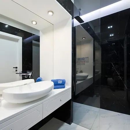 Aura Q4apartments Διαμέρισμα *