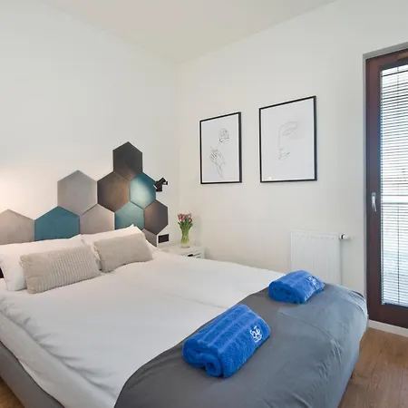 Apartament Aura Q4apartments *