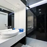 Aura Q4apartments Daire *